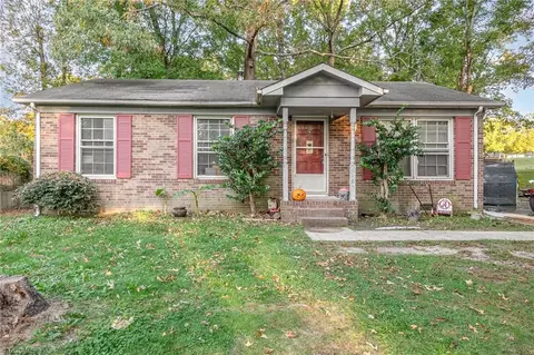4405 Tucson Dr, Greensboro, NC 27406