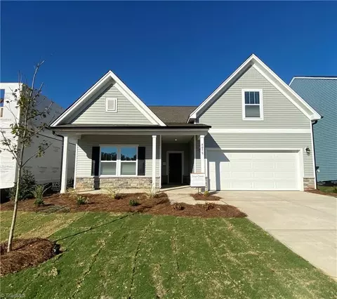 4075 Monteray Cir, High Point, NC 27265