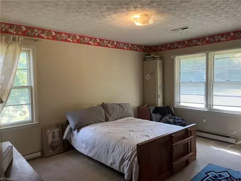 5875 Oak Knoll Dr, Trinity, NC 27370 photo 14