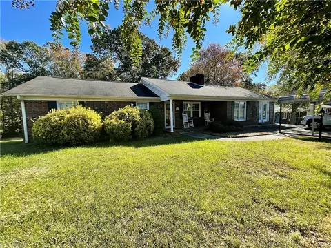 5486 Arnette Dr, Archdale, NC 27263