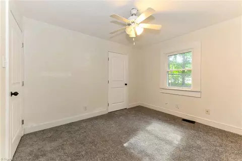 113 Pinecrest Dr, Archdale, NC 27263 photo 14
