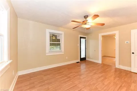 113 Pinecrest Dr, Archdale, NC 27263 photo 6