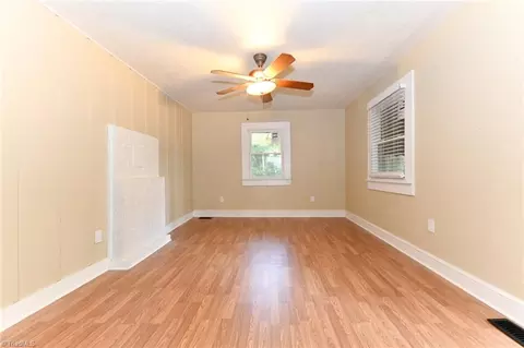 113 Pinecrest Dr, Archdale, NC 27263 photo 5
