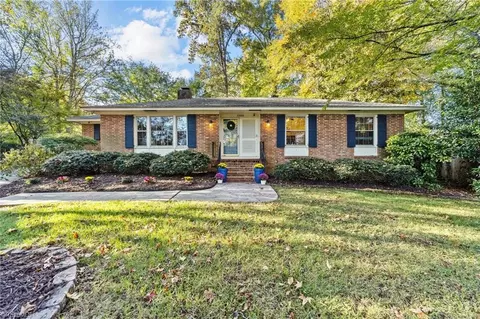 1503 Lafayette Ct, Greensboro, NC 27408