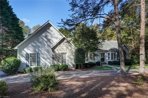 4824 Fox Chase Rd, Greensboro, NC 27410