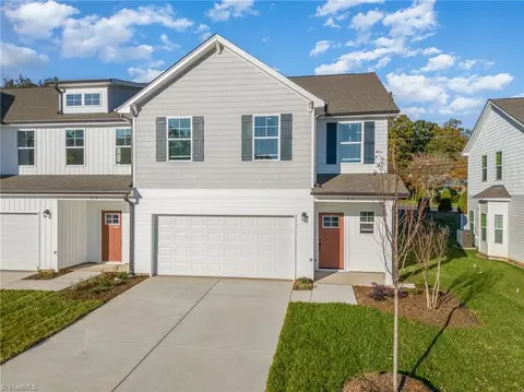 941 Cannon Crossing Cir, Greensboro, NC 27410