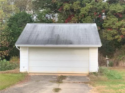 334 Pine Rd, Eden, NC 27288 photo 31