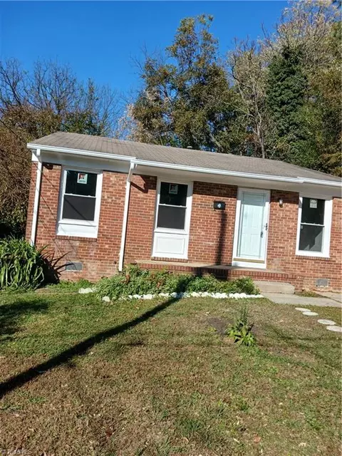 1215 Downing St S, High Point, NC 27260