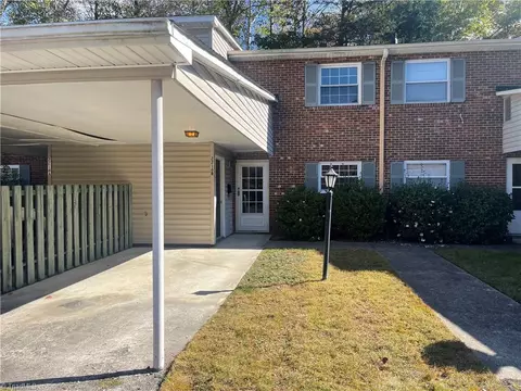 2216 Shadow Valley Rd #B, High Point, NC 27265