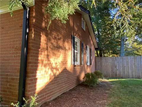 110 Laurel Ln, King, NC 27021 photo 9