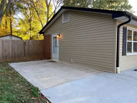 110 Laurel Ln, King, NC 27021 photo 6