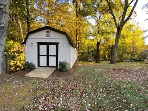 110 Laurel Ln, King, NC 27021 photo 36