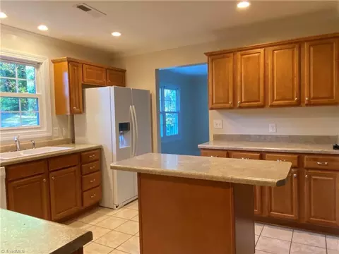 110 Laurel Ln, King, NC 27021 photo 13