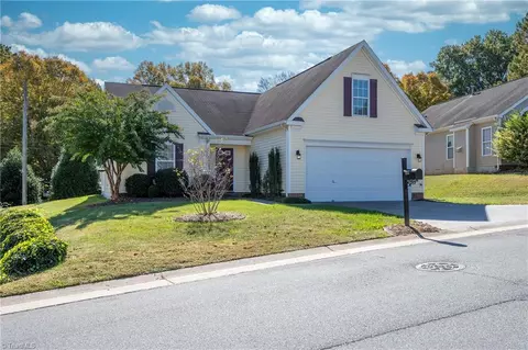1655 Heather Trace Ln, Winston Salem, NC 27127