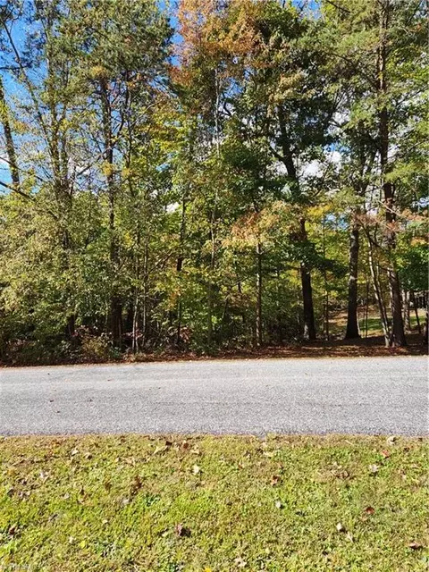 lot148 Briarwood Dr, Walnut Cove, NC 27052
