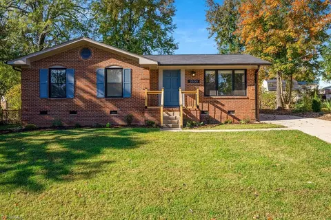 2502 Floyd St, Greensboro, NC 27406