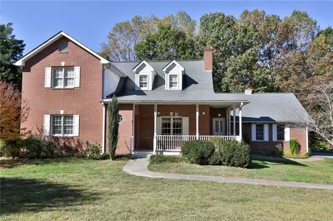 1035 Mystic Ln, King, NC 27021