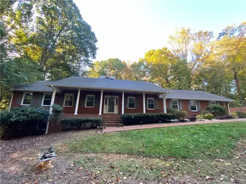 2660 Lansdowne Dr, Winston Salem, NC 27103