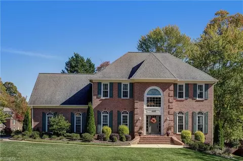 4408 Innisbrook Ct, Greensboro, NC 27410
