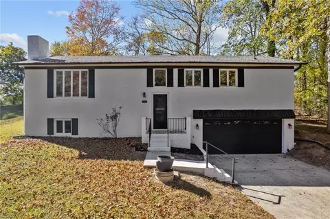 2330 Denise Ln, Winston Salem, NC 27127