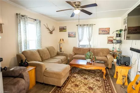 1009 7th St, North Wilkesboro, NC 28659