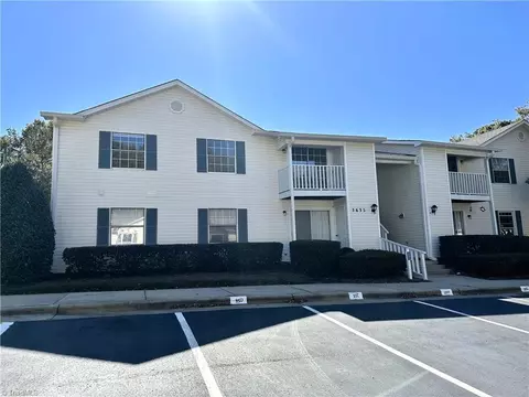 5635 Hornaday Rd #H, Greensboro, NC 27409