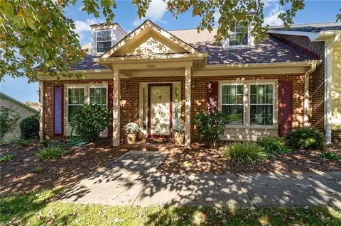 3720 Sawgrass Rd, Greensboro, NC 27410