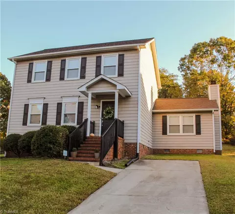 2121 Tealwood Dr, Greensboro, NC 27407