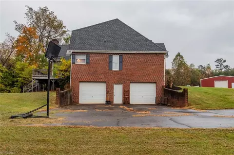 432 Springfield Rd, Pilot Mountain, NC 27041 photo 37