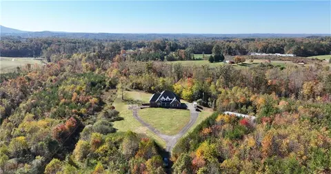 432 Springfield Rd, Pilot Mountain, NC 27041 photo 39
