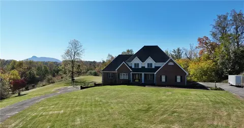 432 Springfield Rd, Pilot Mountain, NC 27041 photo 40