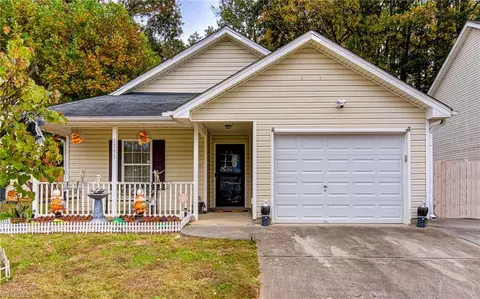 3393 Tinley Park Dr, Winston Salem, NC 27107