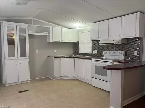 5298 Parinna Rd, Trinity, NC 27370 photo 12