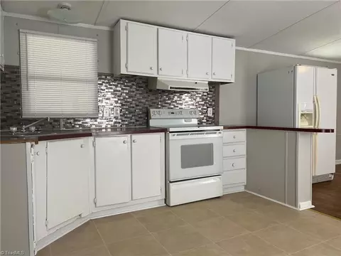5298 Parinna Rd, Trinity, NC 27370 photo 9
