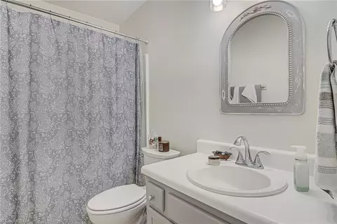 2961 Eagle Pointe Dr, High Point, NC 27265 photo 18