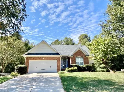 274 Sedge Meadow Dr, Winston Salem, NC 27107