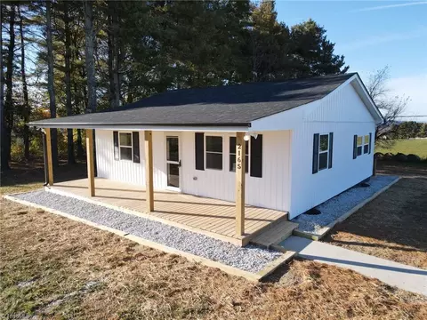 2165 Kenmore Rd, Hillsville, VA 24343