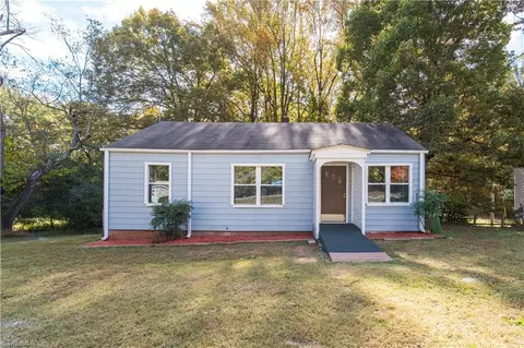 117 Oakdale St, Lexington, NC 27292