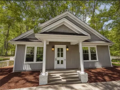 621 Chief Martin St, Madison, NC 27025