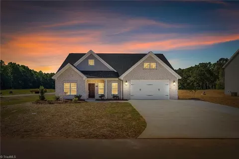 125 Trotters Way, Lexington, NC 27295