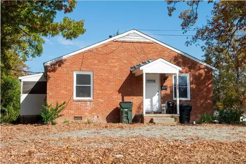 221 Willow Ave, Burlington, NC 27217