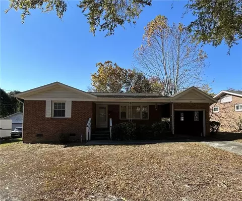 1904 Finley St, Greensboro, NC 27406