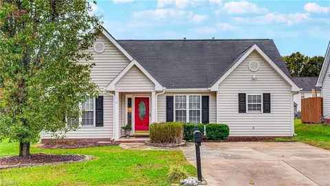 3804 Creek Point Way, Greensboro, NC 27407