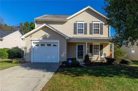 6015 Parkside Cir, Winston Salem, NC 27107