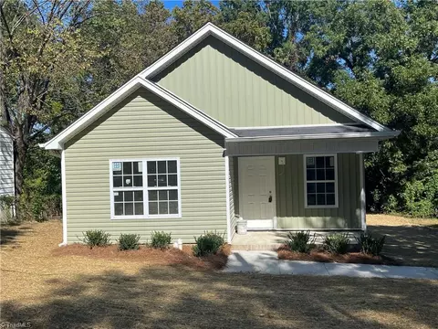 834 Putnam St, High Point, NC 27262