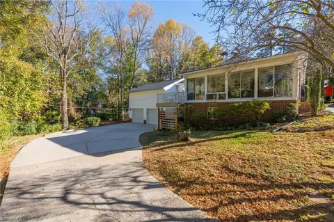 1012 Elk Pl, High Point, NC 27262 photo 3