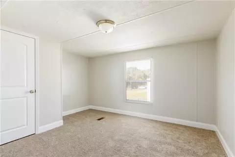 3535 Rhonda Dr, Trinity, NC 27370 photo 12