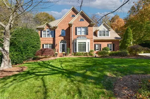 3714 Timberoak Dr, Greensboro, NC 27410