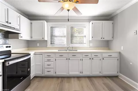 5185 Hoover Hill Rd, Trinity, NC 27370 photo 10