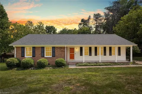 840 Bundaberg Ln, Rural Hall, NC 27045